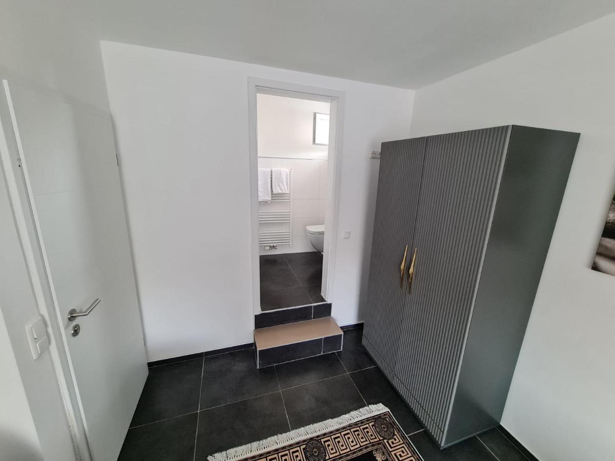 Roggendorf Zimmervermietung Köln Dış mekan fotoğraf